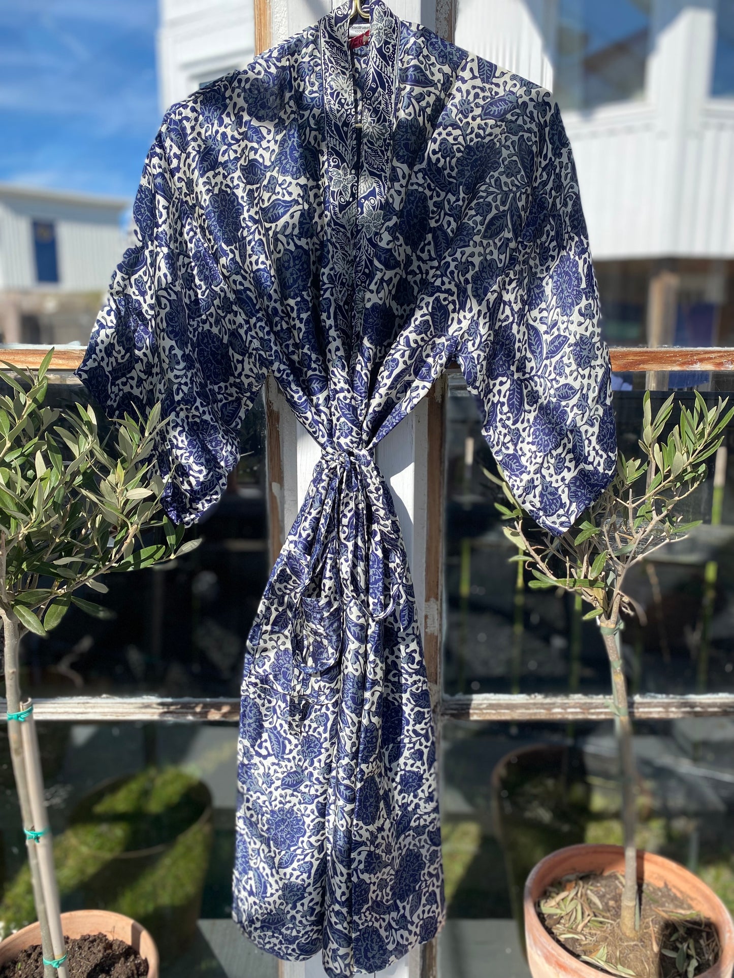Robe/ Kimono 100% Silk Navy Blue